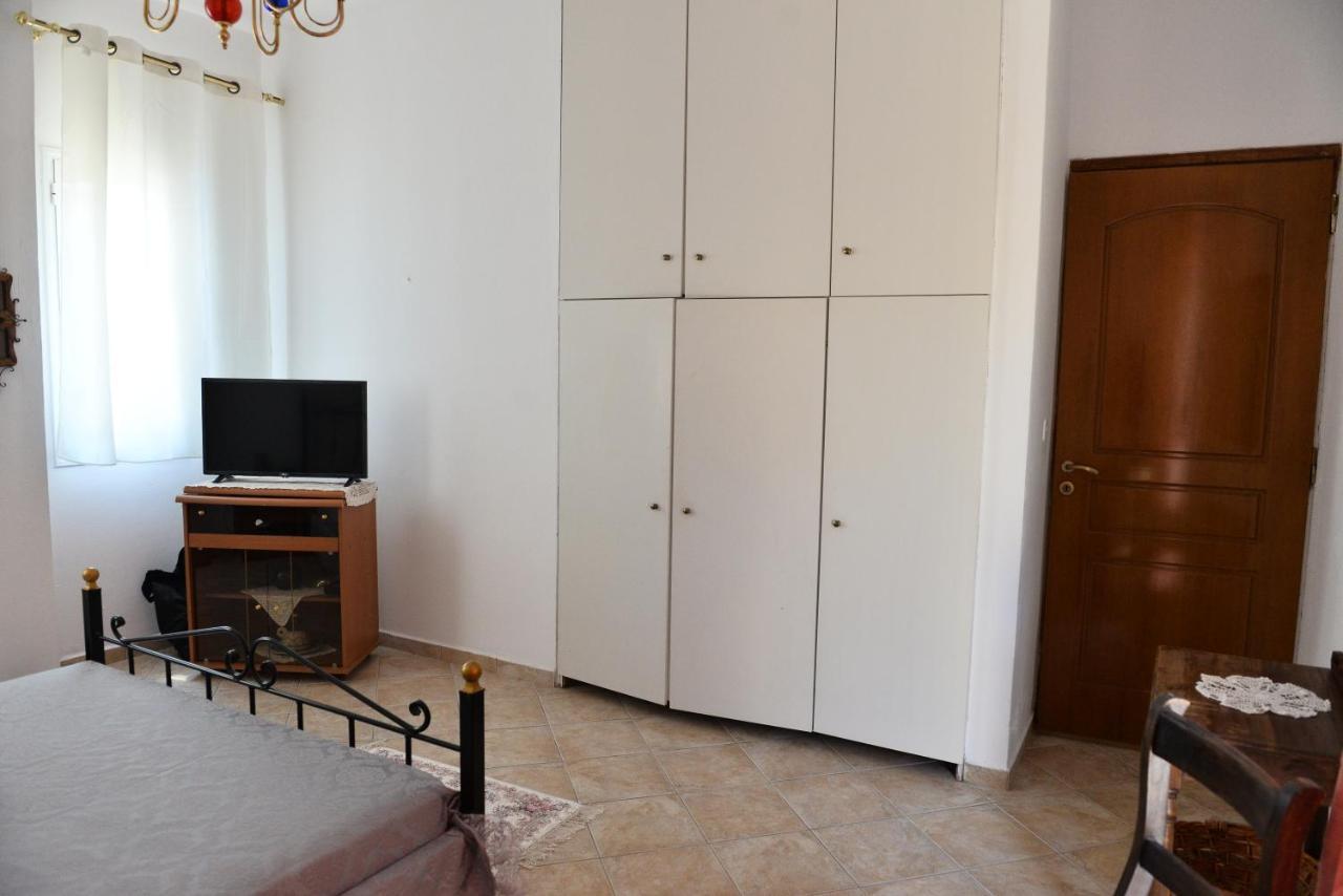 Κυκλαδίτικη Βίλα Στην Παραλία Αντώνηδες, Κύθνου Китнос Екстериор снимка